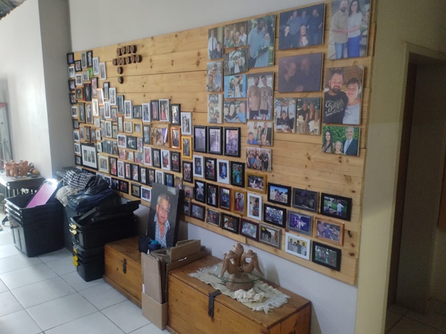 3 Bedroom Property for Sale in Oos Einde North West